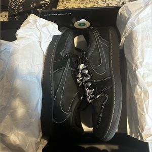 Jordan 1 low Travis Scott black phantom sz 10.5